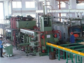 鋁型材擠壓機